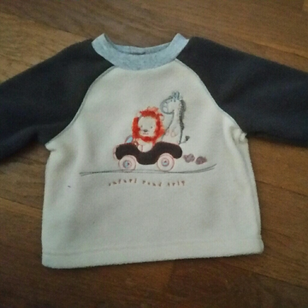 Baby Q Fleece Top Infant Size 6 to 9 mths NWT